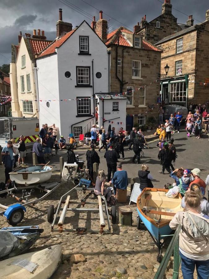 Darnholm Cottage Robin Hood's Bay Exterior foto