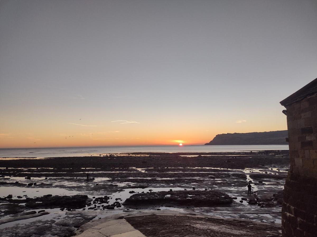 Darnholm Cottage Robin Hood's Bay Exterior foto